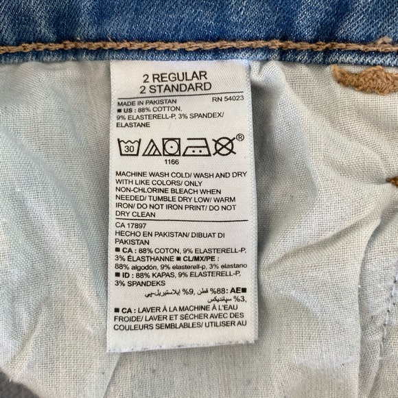 Old navy high waisted jeans - Picture 5 of 5